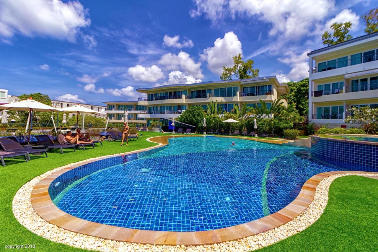 Karon Butterfly Kata Hill Condo By The Sea Ban Karon Zewnętrze zdjęcie